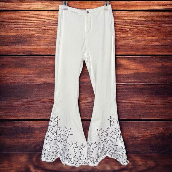 Peach Love California Star Embroidered White Flare Bell Bottom Jeans Size Large - Picture 1 of 11